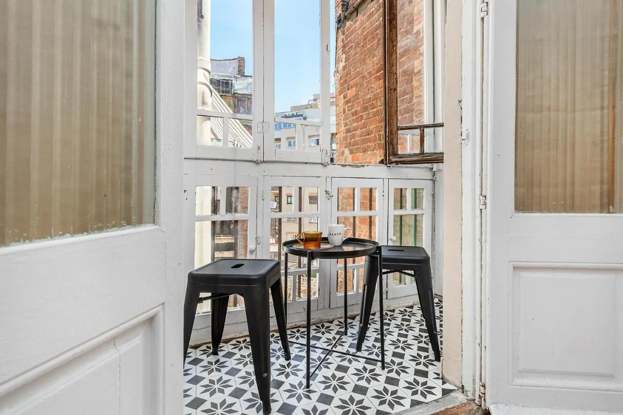 Fridays Flats Retro Chic In Poble Sec Lejlighed Barcelona 0*,  Spanien