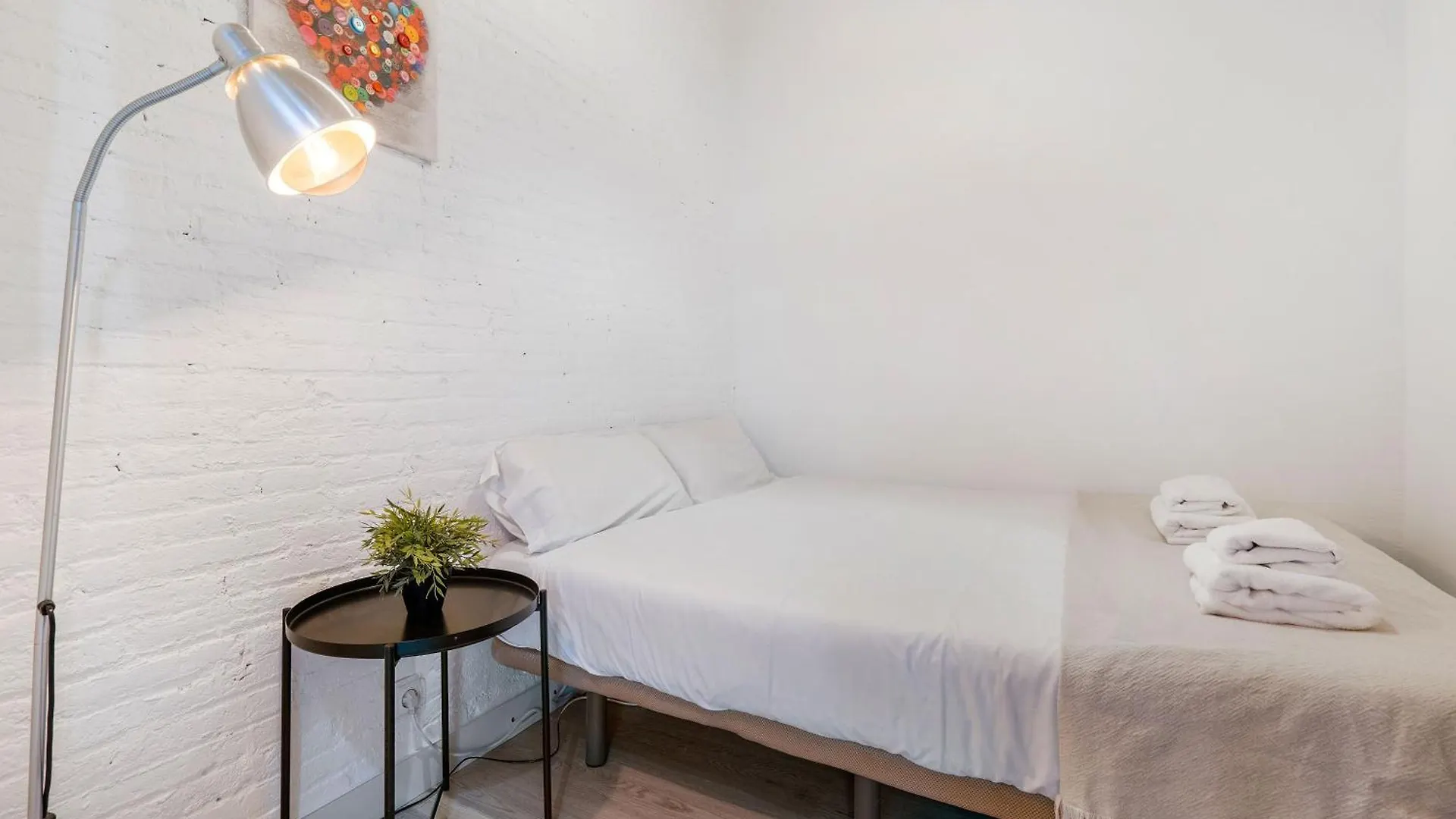 Fridays Flats Retro Chic In Poble Sec Lejlighed Barcelona